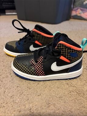 Nike Kids Black Multi-Accent High-Top Sneakers
